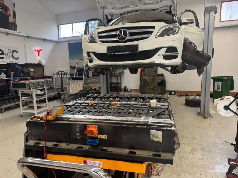 Mercedes EV Hybrid Specialist Workshop